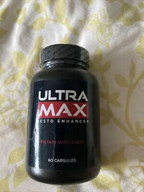 A picture of a UltraMax Testo Enhancer capsule dish reviewed by Heinrich from Berlin
